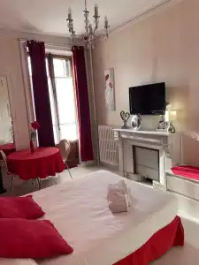 Authentic by Balladins, Hôtel le Carré d'Aix - 72