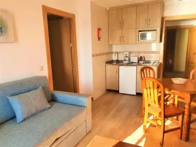 Apartamentos Stella Maris - Marcari SL - 28