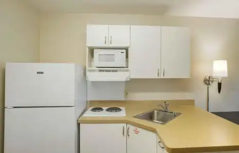 Extended Stay America Suites New York City LaGuardia Airport - 24