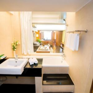 Laemtong Service Apartment - 36