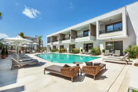 Pefki Deluxe Residences - 95