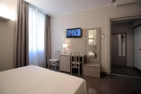 Vittoria & Orlandini - 83