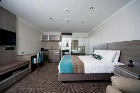 Best Western Ellerslie International - 160