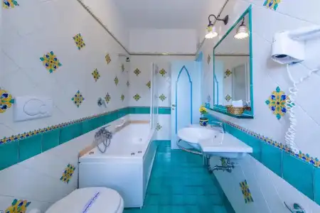 Riviera B&B Rooms and Apartament SEA-VIEW - 8