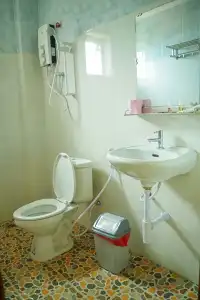 Golden Star Inn - 9