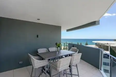 Ambience on Burleigh Beach - 63
