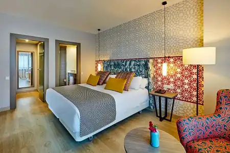 Hesperia Sevilla - 174