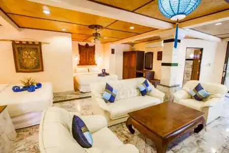 Laguna Beach Club Resort - 1
