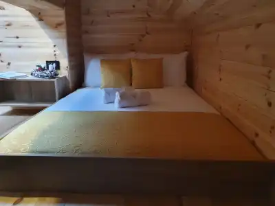 Dream House & Spa - 3