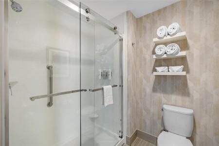 Hampton Inn & Suites Bend - 61