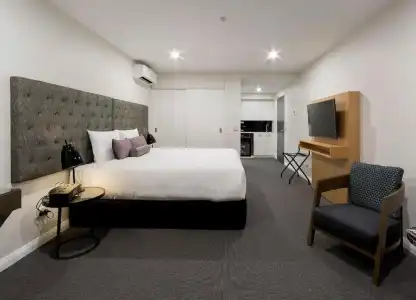 Avenue Canberra - 21