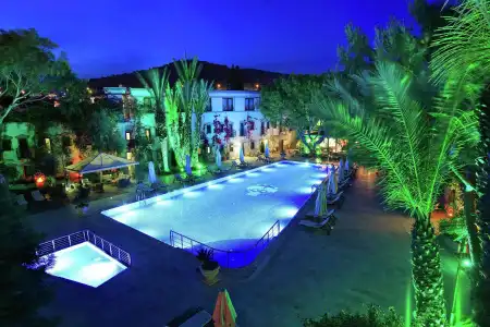 DoubleTree by Hilton Bodrum Marina Vista - 20