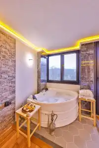 Agva Pieria Luxury +16 - 54