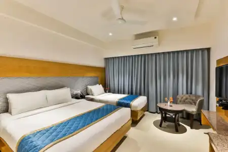 Vbr Grand Inn - 52