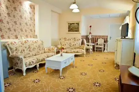 GOLDEN ROYAL Boutique & Spa - 83