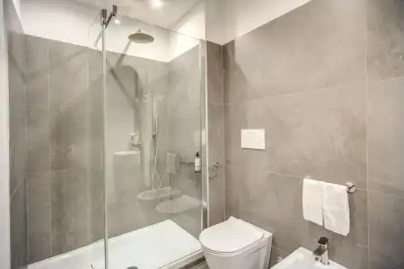 Little Queen Suite - 136