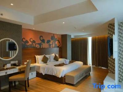 Platinum Adisucipto & Conference - 84