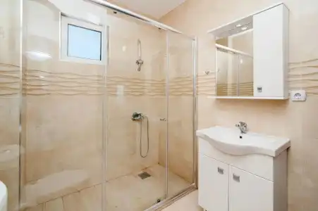 Open Sea Luxury Apartments - 28