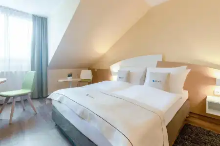 Garner Erlangen Süd by IHG - 70