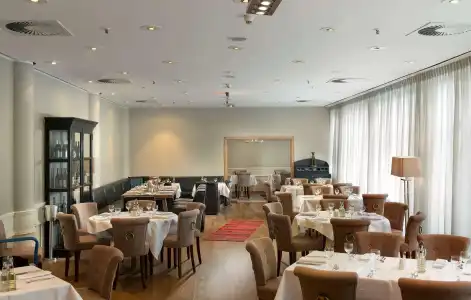 Wyndham Hannover Atrium - 16