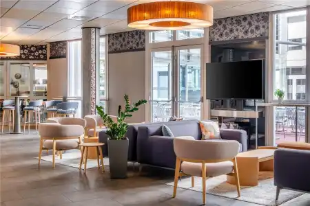 Spark By Hilton Lyon Ouest - 9