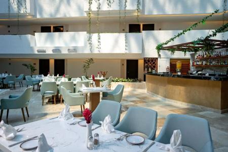 Sunset Royal Beach Resort - All Inclusive - 39
