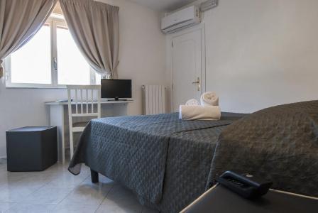 Sisters Hostel - 6