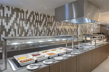 Doubletree By Hilton Plovdiv Center - 13