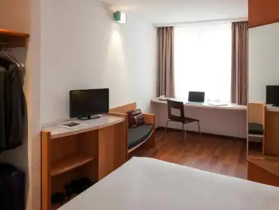 ibis Nürnberg Hauptbahnhof - 9