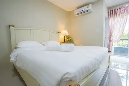 De Ville Nakhon - 13