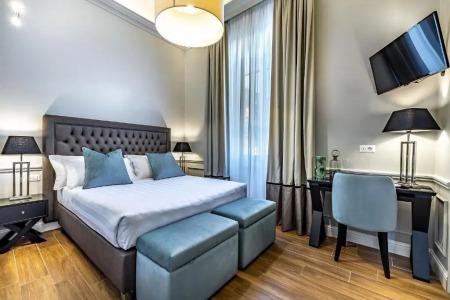 Ungherese Small Luxury - 135