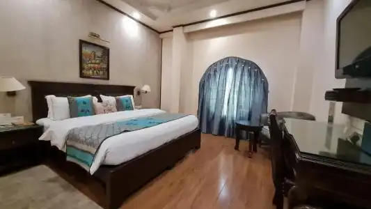 Diplomat Residency - 34