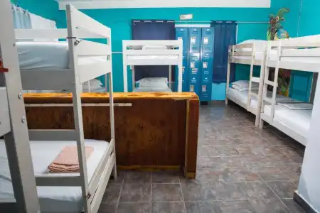 ITH Beach Bungalow Surf Hostel - 25