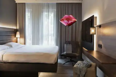 MOXY Frankfurt East - 25
