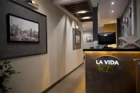 La Vida - 10