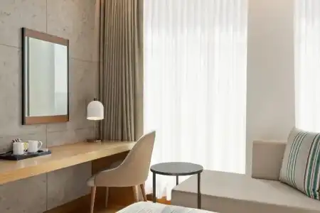 Mercure Dubai Gold District - 34