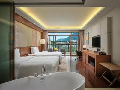 HUALUXE Kunming by IHG - 42