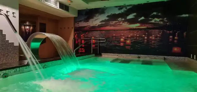 SPA QH Centro Leon - 25