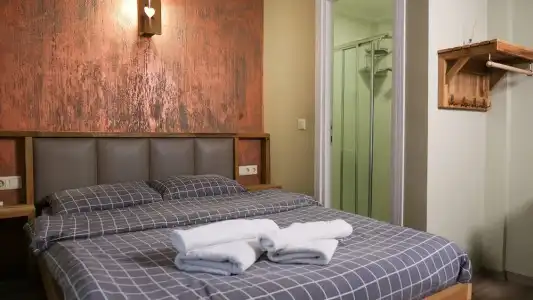 Second Home Hostel - 51