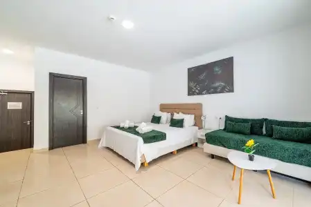 Bamboo Suites Adults Only - 91
