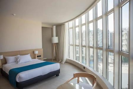 Redcon Suites - 329