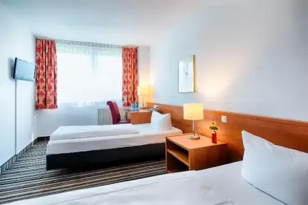 ACHAT Stuttgart Zuffenhausen - 37