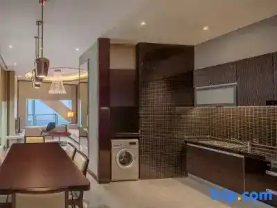Hilton - 203