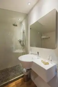 Bor Hôtel & Restaurant - Plage privée - 91