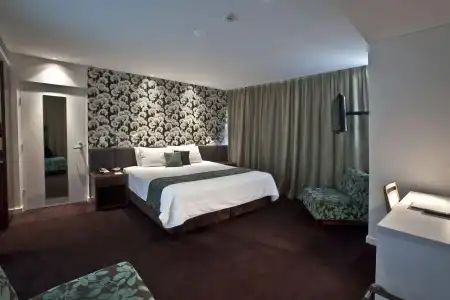 The Gateway Inn - 2