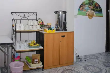 Allstar Guesthouse - 10