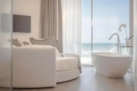 Sans Souci - 4