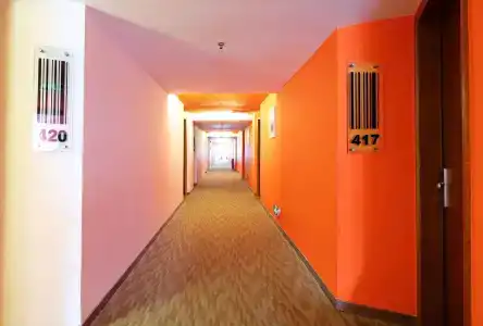 Yanjiang East Garden Inn - 10