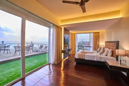 Royale Exotica - 19