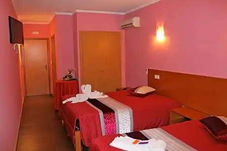 Monte Carlo Love Porto Guesthouse - 49
